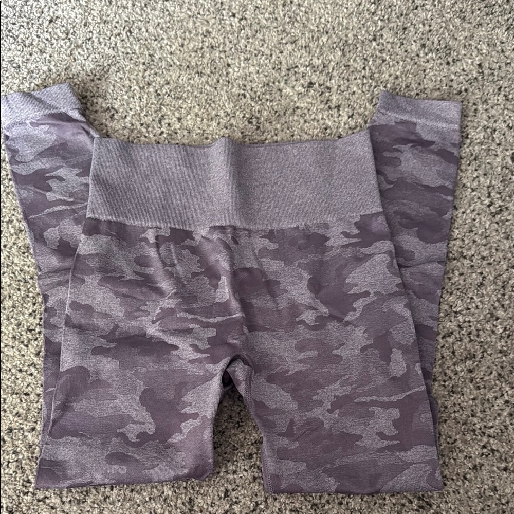 Women’s Camo Print Leggings